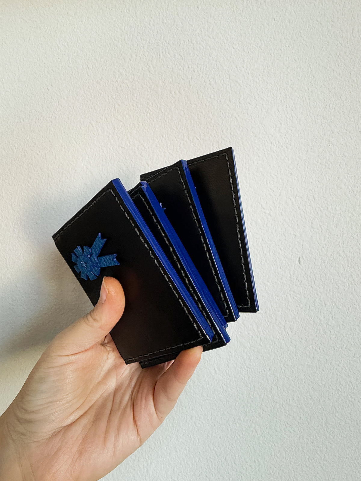 Show Ring Wallet